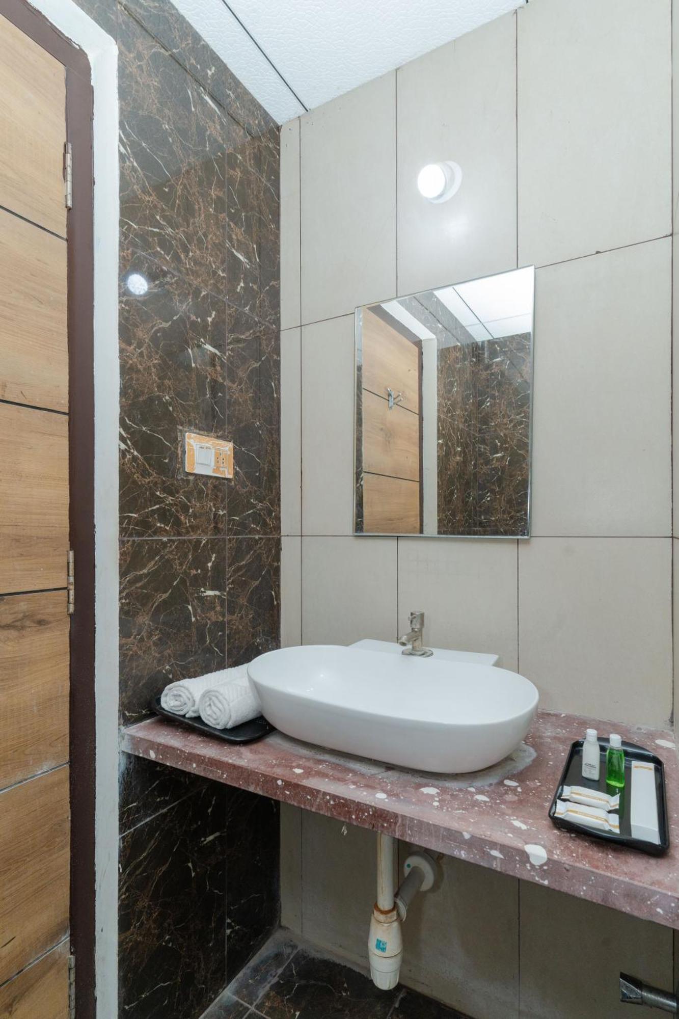 העיר בנגלור Hotel Prime Bliss Rr Nagar מראה חיצוני תמונה